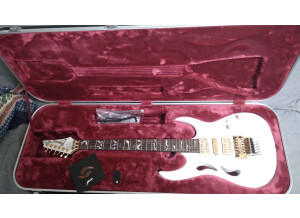 Ibanez PIA3761 Steve Vai Signature