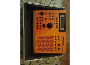 Akai MPC2000XL (14996)