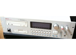 Mackie 24/8/2 8 Bus Series