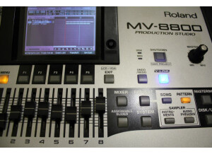 Roland MV-8800 (60852)