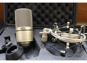 MXL 990 (24387)