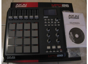 Akai MPD26 (4913)