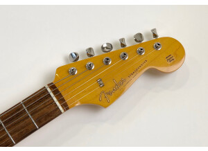 Fender Stratocaster Paisley Reissue (73301)