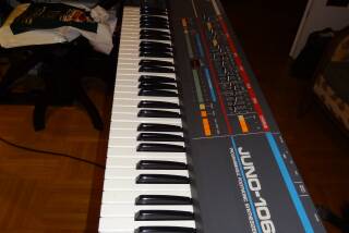 Roland JUNO-106