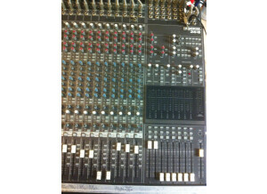 Mackie 8 Bus Series 24/8/2 (51894)