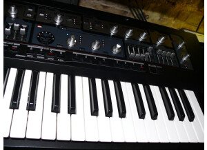 Roland SH-201 (86364)