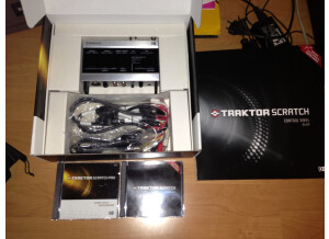 Native Instruments Traktor Scratch Pro (7789)