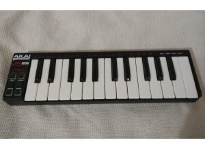 Akai Professional LPK25 (94277)