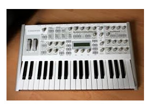 Access Music Virus TI2 Polar (63651)