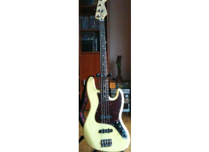 Fender Mexico Deluxe Jazz Bass Vintage White