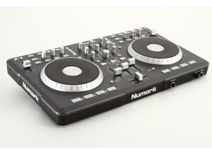 Numark Mixtrack Pro (20299)