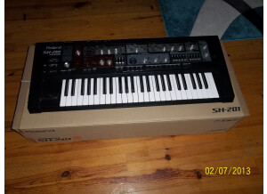 Roland SH-201 (60765)