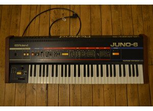 Roland JUNO-6 (86568)