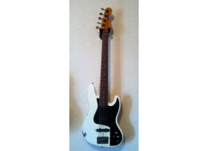 Fender American Series - Jazz Bass V