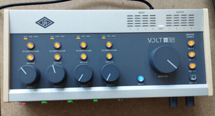 Volt476P Dessus Volt476P Dessus