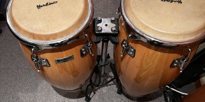 A vendre paire de conga sur pied tripode