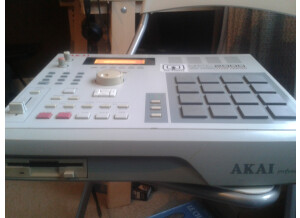 Akai MPC2000 (61922)