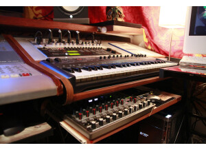 Tascam DM-3200 (13234)