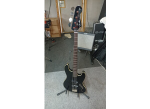 Fender Deluxe Aerodyne Jazz Bass (57949)