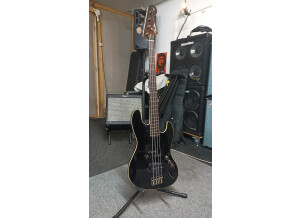 Fender Deluxe Aerodyne Jazz Bass (6984)