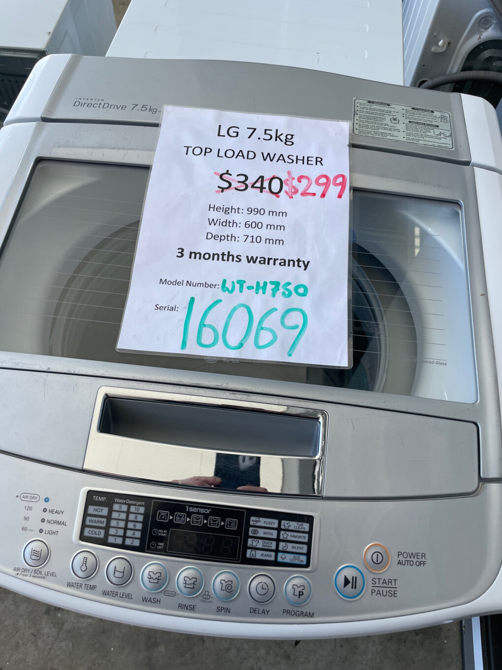 5533690.jpg 5533690.jpg