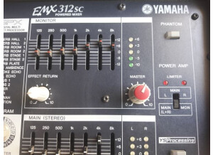 Yamaha EMX312SC