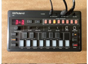 Roland J-6 Chord Synthesizer (9143)