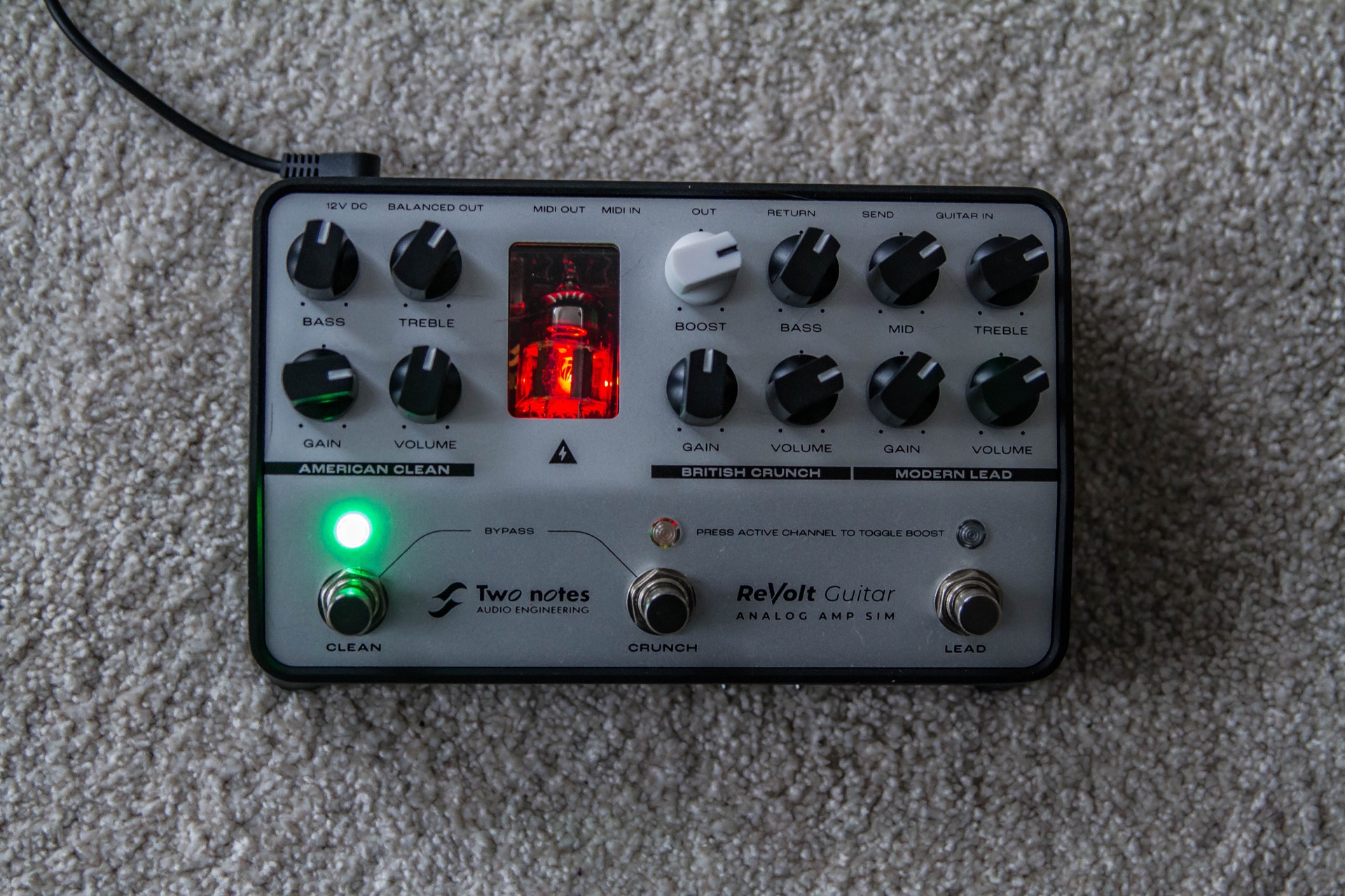 Two Notes Audio Engineering ReVolt Guitar : ReVolt-2