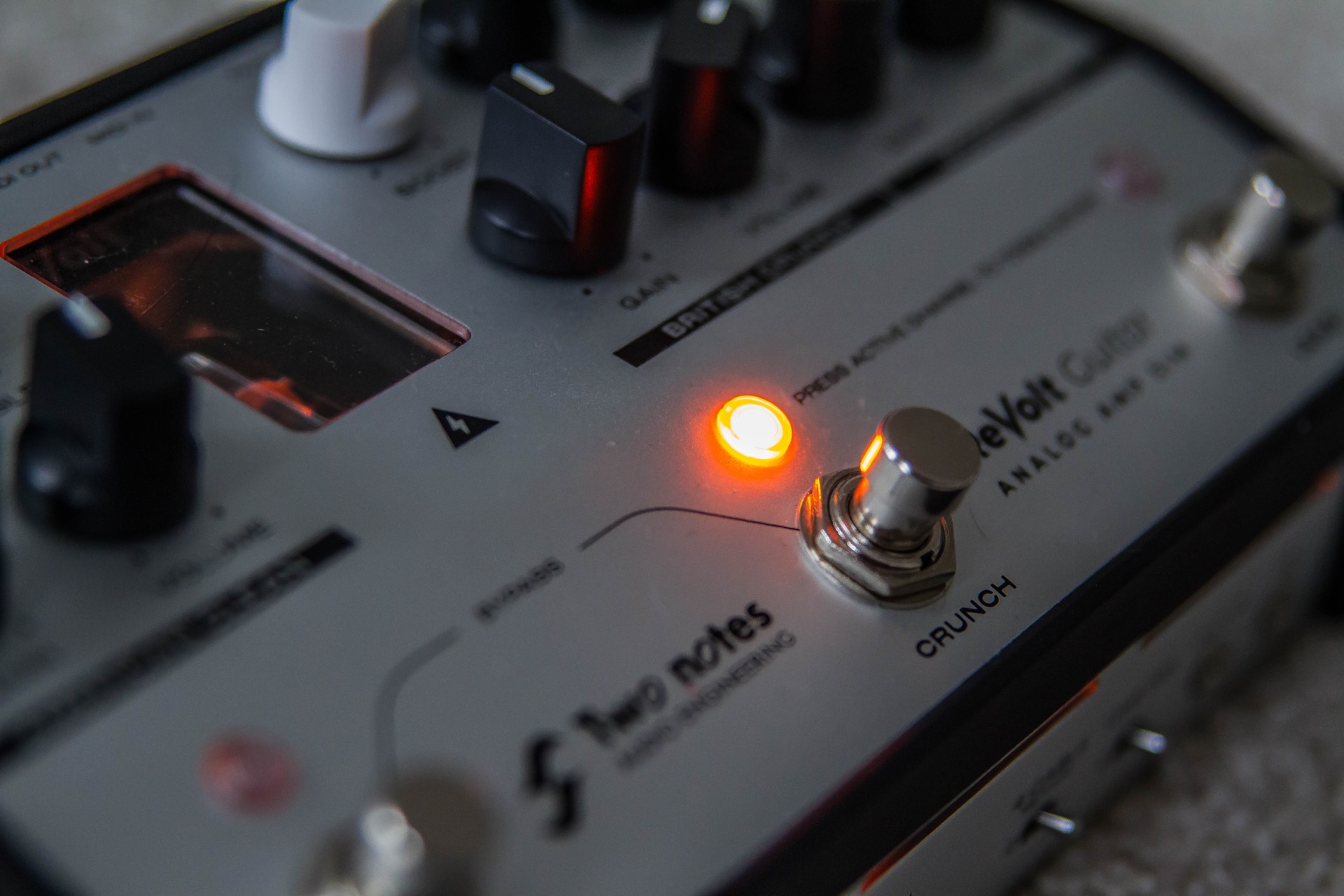 Two Notes Audio Engineering ReVolt Guitar : ReVolt-3