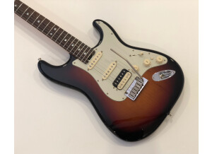 Fender American Elite Stratocaster HSS Shawbucker (64185)