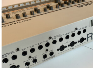 Roland TR-909 (64735)