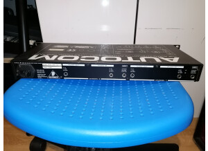Behringer Autocom MDX1000 (53421)