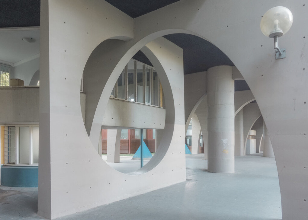 5549105.jpeg 5549105.jpeg