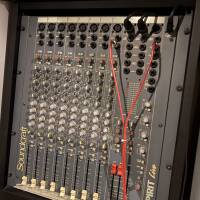A vendre Soundcraft Spirit Live bon état !