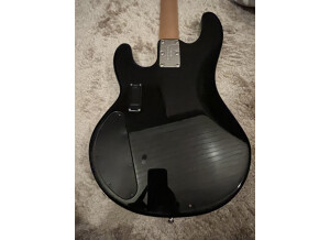 9A80BB27-6F7F-4966-99EE-FBD6C3A12603