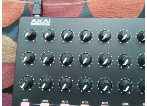 Akai Professional MIDImix (42373)
