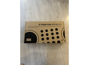 Native Instruments Traktor Kontrol S3 (49058)
