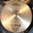 Cymbale Sabian 20" HH Heavy Ride en excellent état.