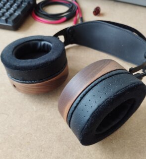Ollo Audio S5X oritentation Ollo Audio S5X oritentation