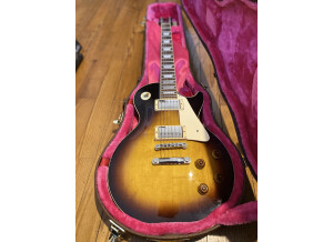 3E10C63F-189E-463E-9BA3-1710E27A3824