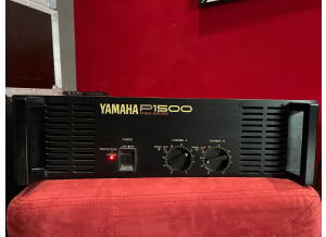 Ampli Yamaha P 1500