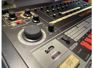 Roland TR-808 (40614)