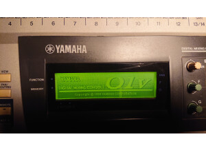 Yamaha 01V (20127)