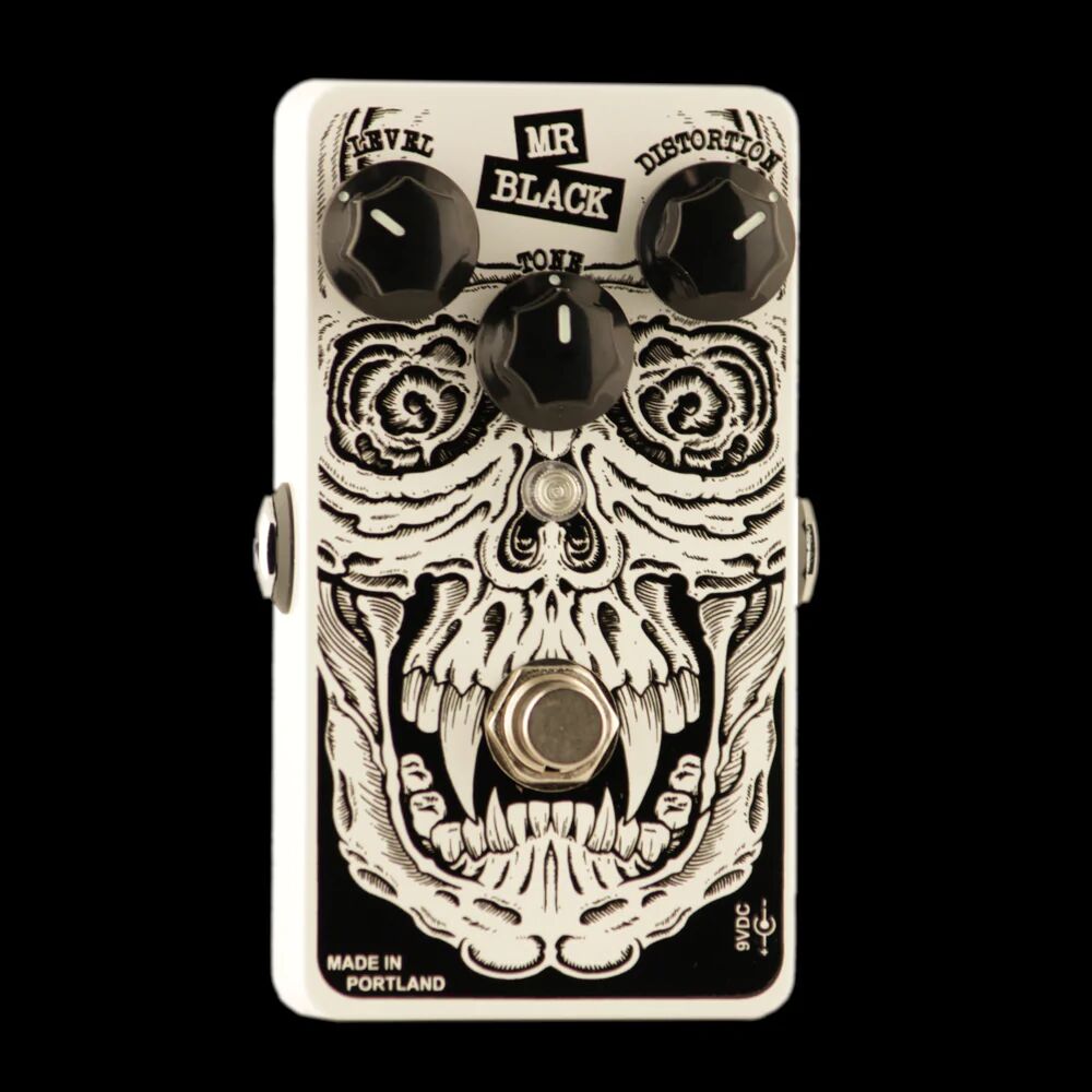 Mr. Black White Widow : White Widow Side