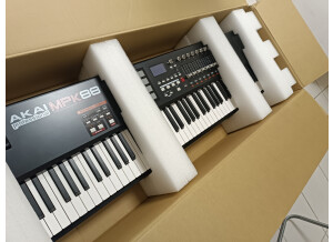 Akai Professional MPK88 (20340)