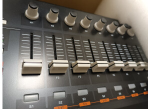 Akai Professional MPK88 (87402)