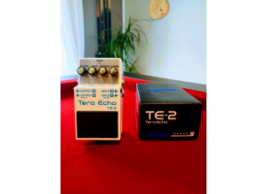 Boss TE-2 Tera Echo (22295)