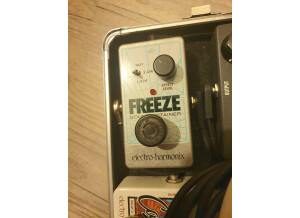 Electro-Harmonix Freeze (94932)