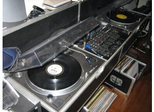 Flycase platines1
