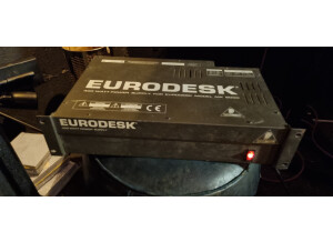 Behringer Eurodesk MX8000 (61618)